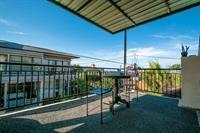 Hotel Clamonic House